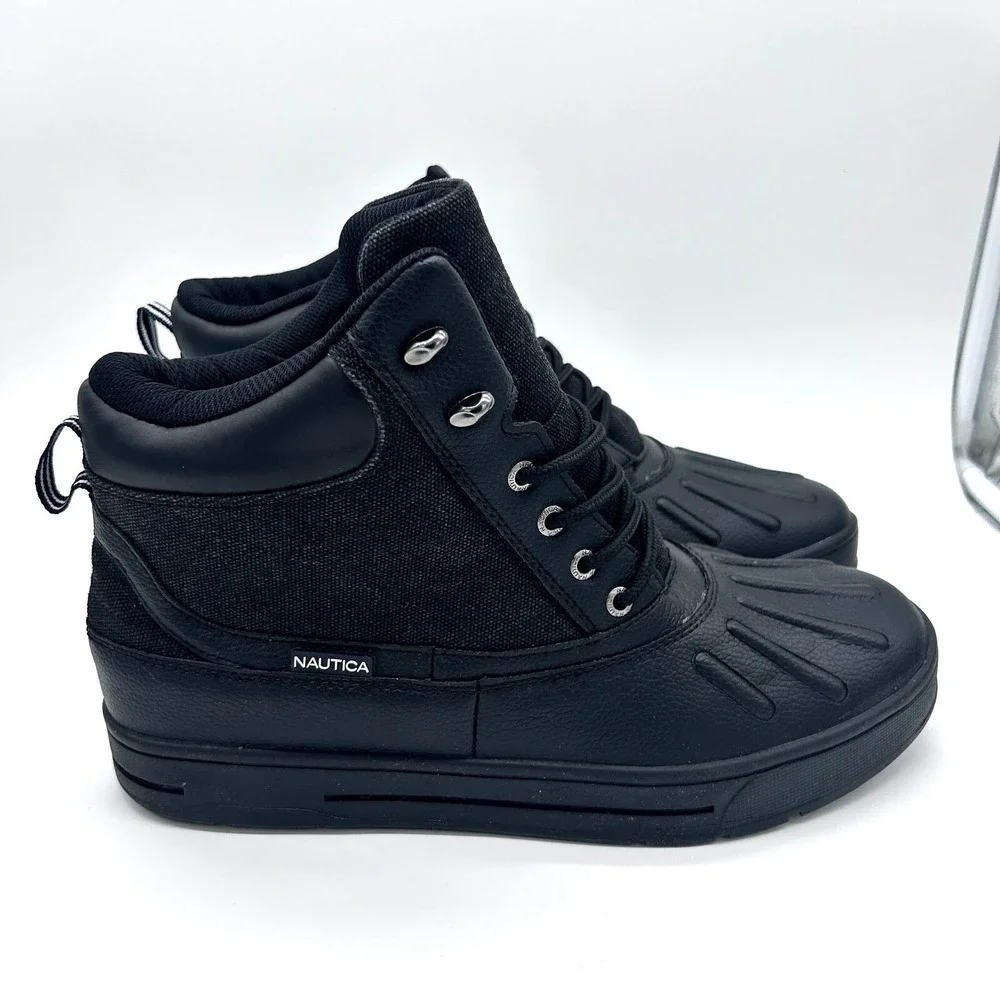Nautica Mens Duck Boot Size 11  New Bedford/ Black Canvas‎